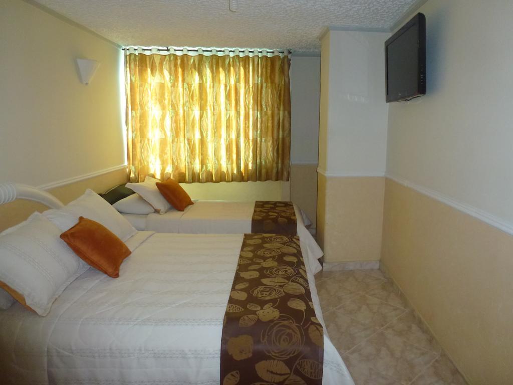Hotel San Nicolas Bucaramanga Szoba fotó